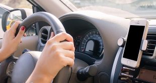 5 Ways to Stay Away from Careless Drivers Who Are Distracted by Mobiles