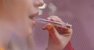 The Benefits of Using a One-Hitter Pipe